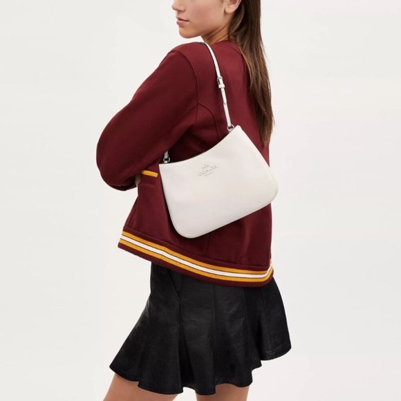 Coach Penelope shoulder bag in Chalk - Picture 3 of 11